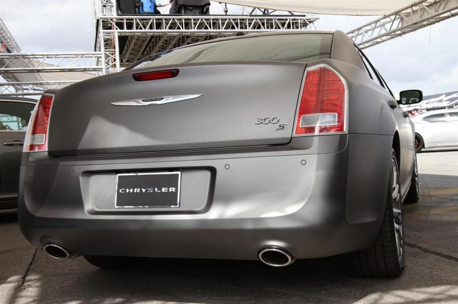  Chrysler 300C S Concept 2011 года  (фото 7 из 13)